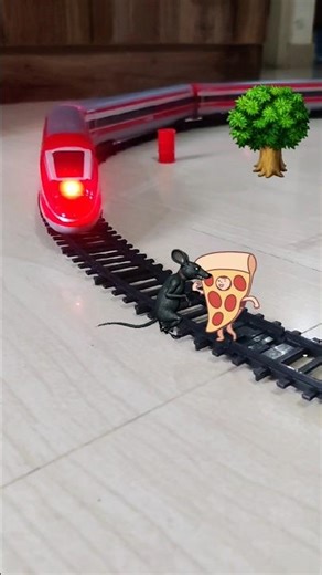 Mouse Eating Pizza | Rat eating Pizza | 🍕 🐀🐁 Metro Train | Mouse Cartoon | Rat Cartoon