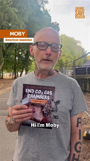 A message from a longtime friend and supporter of Animal Save Movement 💚 Moby has stood alongside us at vigils with LA Animal Save and Toronto Pig Save, bearing witness to animals and standing up for a kinder, more compassionate world. Now, he’s encouraging YOU to join us in the UK. 🌱 📍 Manchester — September 8th 📍 Bristol — September 14th Come stand with us. Come bear witness. Come be their voice. Your presence matters. 🐷🐮🐔 Visit our event page for more information: https://www.eventbrit