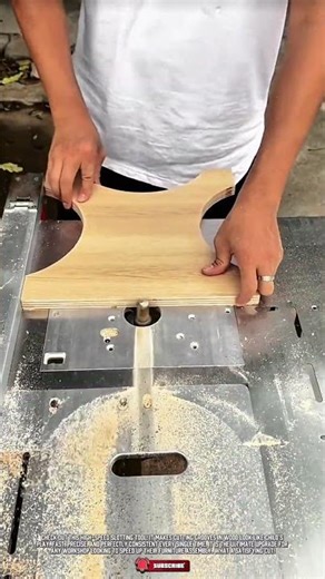 Precision Cutting Tool For Making Slots And Grooves In Wooden Boards