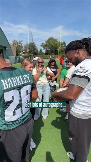 We partnered with Fanatics to help 6 kids fulfill their wishes to become Eagles for a game #shorts