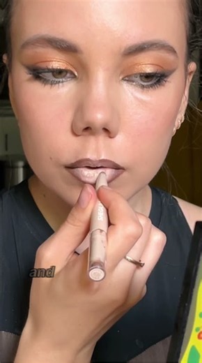 Python inspired lip art tutorial