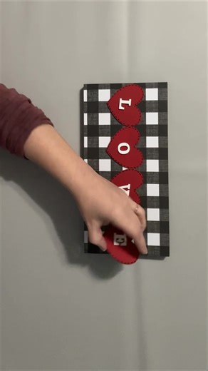 Valentine Decor DIY | We Craft Around