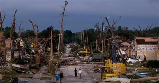 Wisconsin community still waiting for FEMA help over 2 months after tornado