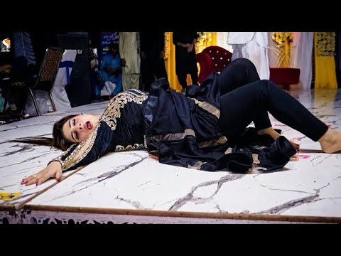 Main Banke Pyar Ki Bail , Chahat Baloch Mujra Dance Performance 2026
