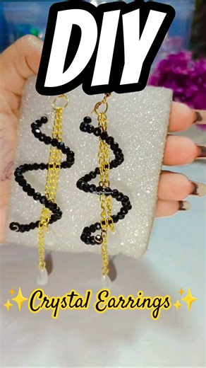 ✨Beautiful Crystal Earrings✨ #diy #craftee #earrings #crystalaccessories #crystals #earringsdesign
