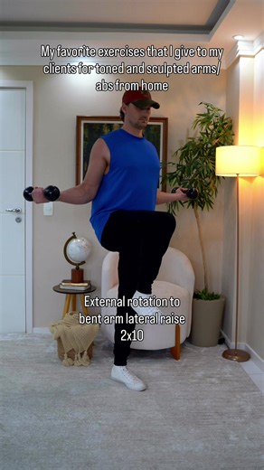 Build stronger arms, stronger abs, and a stronger body from home! The 6 Week Lean & Strong Challenge is happening now with 25 minute Strength workouts and just 2 dumbbells. Jump in and get started-link in bi0-to get going!💪 #homeworkoutsforbeginners #womensfitness #lowimpactworkout #homeworkoutsforwomen #dumbbellworkout