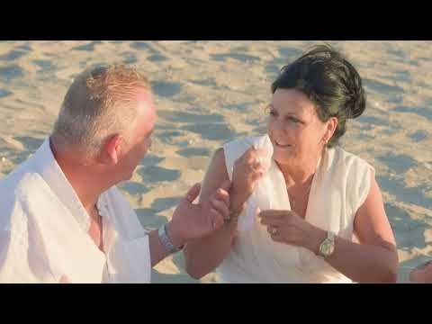 De zingende barkeeper - Bruine ogen huilen niet