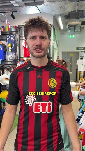 Eskisehirspor skit: AC Milan reaction clip