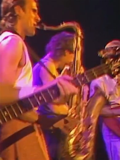 Dire Straits performing 'Going Home (Theme From Local Hero)', with special guest Hank Marvin live at Wembley Arena on 10th July 1985, during the Brothers In Arms Tour. #direstraits #goinghome #hankmarvin #wembley #brothersinarms