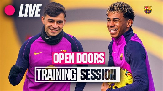 Hansi Flick and his team train in front of the fans in the traditional open doors holiday session. Live from the Estadi Johan Cruyff. | FC Barcelona