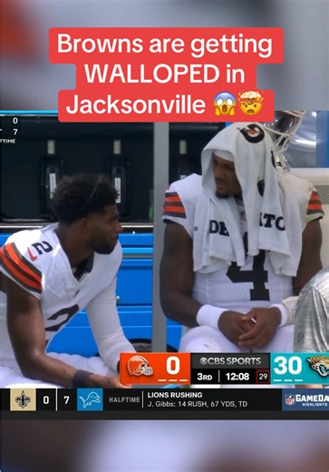 Deshaun Watson and Shedeur talking things over on the bench (📺 CBS) #footballtiktok #nflfootball #cleveland