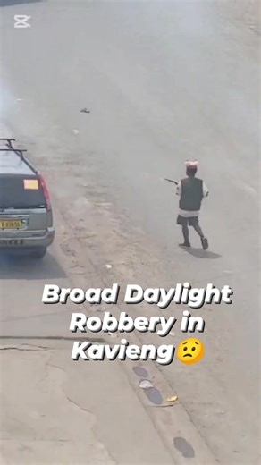 #Broad Daylight Robbery in Kavieng Raises Safety Concerns PNG Online News | January 29, 2026 A robbery that happened in broad daylight in Kavieng, New Ireland Province, has raised serious concerns about public safety. The incident took place in one of the district's busiest areas, where many people work and move around every day. The fact that this crime happened during normal business hours has raised questions about how safe the area is for the public and businesses. Wherever you are, please t