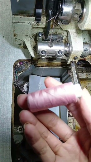 unique way if you don't have a bobbin for sewing #diysewing #sewingtips #sewingtricks #sewinghacks
