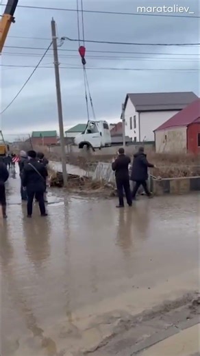 Box Truck Crane Rescue Fail || ViralHog