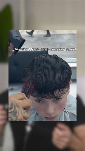 How to turn your straight hair to curly 😮