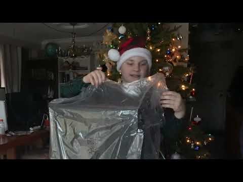 🚨 WORLD’S FASTEST GAMING PC SETUP! ⚡ Ryzen 9 9950X3D + 4K OLED Monitor 🖥️