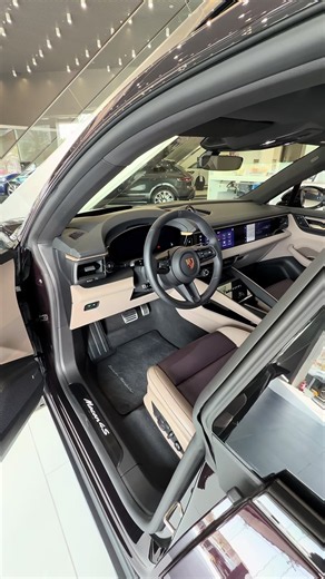 Porsche Macan 4S 2027 🏎️🛞🏁 السعر: SAR 601,629.00 #porsche #macan4selectric #luxurycars #بورش #تصويري