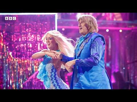 Graeme Hall and Lauren Salsa to an ABBA medley! ✨ BBC Strictly 2026