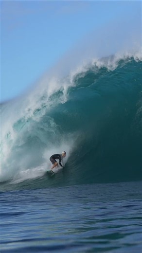 🔴(NOT A.I.) HEAVY DROP at Teahupo'o
