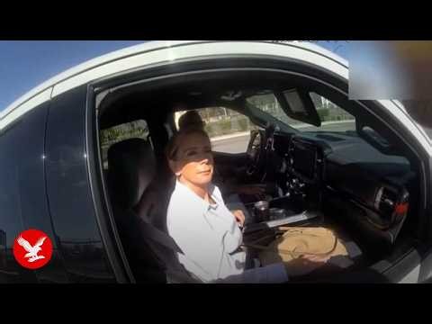 Republican Governor gets out of traffic stop after he drops his own name when pulled over by cops