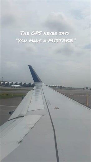 Sometimes all you need is a pause to recalculate and keep it moving ✈️🧭 #travel #shorts #thailand