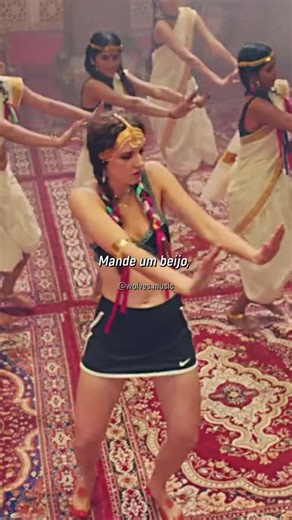 Trechos de Músicas on Instagram: "Lean On • Major Lazer, DJ Snake & MØ #leanon #majorlazer #popmusic #edm #nostalgiaboa"
