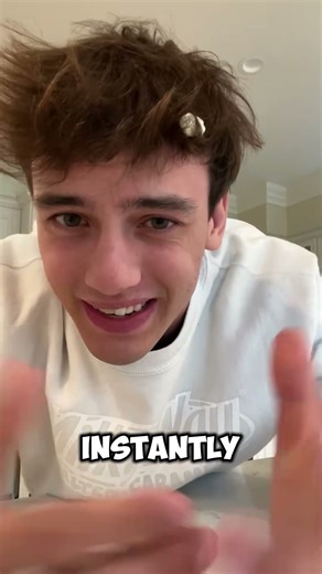 This is how you remove gum from your hair‼️ 😱