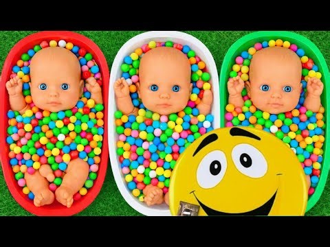 Full of 3 Rainbow bathTubs Candy with M&Ms & skittles magic Slime Cutting Video
