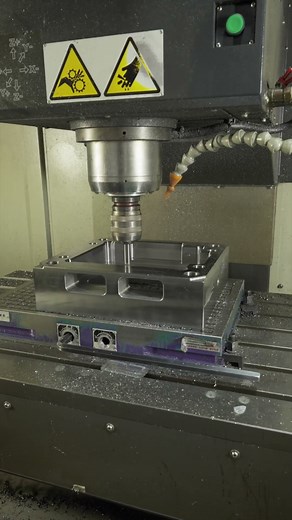 Sparks fly as precision takes shape — mold milling in action!#moldmaking #cncmilling #manufacturing