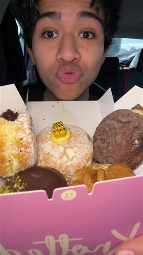 Unboxing Korean stuffed donuts I got in La #mukbang #fyp #foryoupage #viral #donuts
