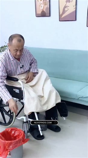 Smart Aging Home on Instagram: "For people with limited mobility, this portable urinal makes daily life easier by reducing frequent trips to the toilet. Designed for comfort, hygiene, and convenience, it’s a practical solution for elderly care and recovery support. #urinecollector #urinal #elderlycare #mobilityaid #homecare"