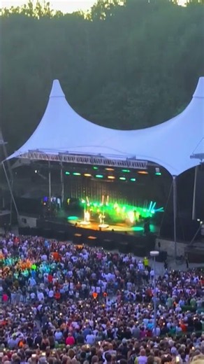 Pet Shop Boys & Dusty Springfield-what have I done to deserve this live in Berlin #petshopboys
