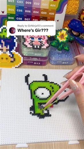 GIR from Invader Zim | Pixel Art Pattern | Hama Beads & Fuse Beads Craft | Термомозаїка, Зимний домашний декор, Термомозаика