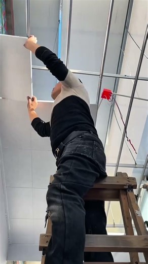 Efficient Suspended Ceiling Installation | Modern Grid System Construction Techniques