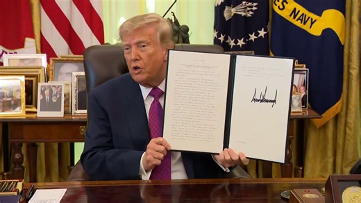Trump signs executive order to change Lake Ontario to ‘Lake America’ | CNN Politics