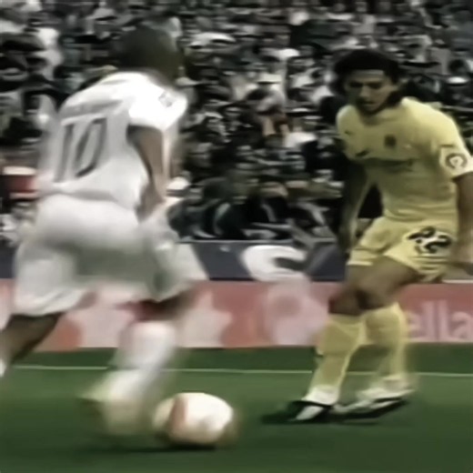 Robinho skills compilation – best football tricks and flicks