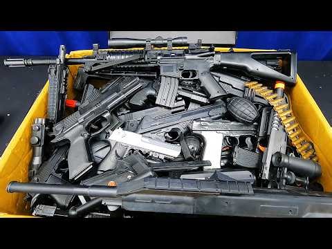 Inside the Tactical Weapon Crate Airsoft M4 Rifle, Glock 17, Beretta 92FS, Combat Knife & Military