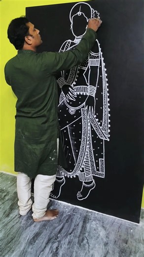 How to Draw a Traditional Indian Bride 🤍 | Chalk Art on Blackboard #shorts #art #shortvideo #foryou