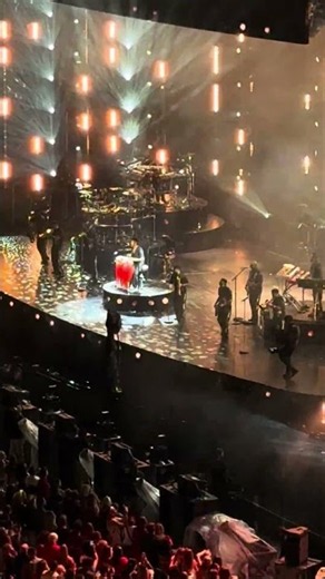 Bruno Mars - Cha Cha Cha Bongos- Hard Rock Stadium - 9/19/26 #brunomars #concert #miami #livemusic