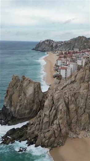 Top 5 Craft Beer Beach Bars in Baja California with Legendary Surf Vibes