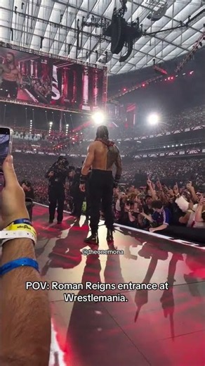 ‪@WWE‬ ROMANREIGNS ENTRANCE AT WRESTLEMANIA #tribalchief #wwe #romanreigns #otc #godmode #viral