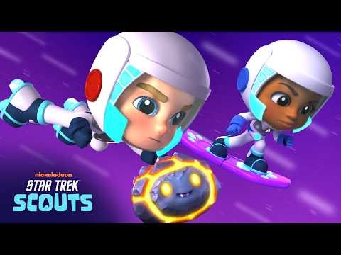 Holodeck Rescues #8 | Star Trek Scouts Rescue a Moon Alien! 👽 | Star Trek: Scouts