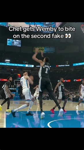 Wembanyama vs Chet Holmgren: Epic NBA Highlights