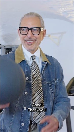 Olympian Emilie Goldblum teaches her husband Jeff Goldblum gymnastics... and we’re quite impressed!