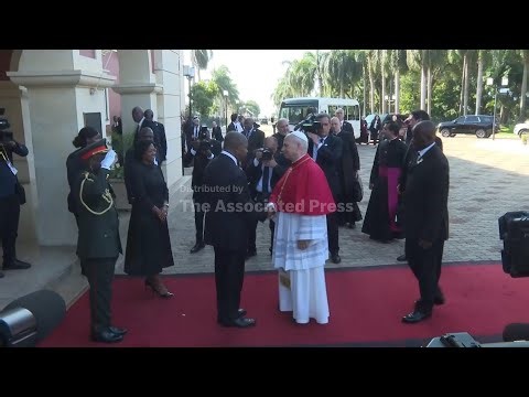 Pope Leo XIV meets President Lourenco as Angola's Catholic faithful share their happiness over visit