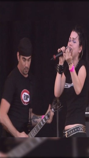 Evanescence-Bring Me To Life #evanescence #amylee #bringmetolife #lyrics #song #2000s