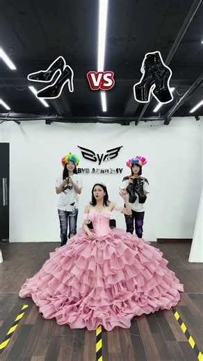 Left or Right with funny ending for Ms. Lucy #bybacademy #thanhhuyennguyen #daotaonguoimau #5g