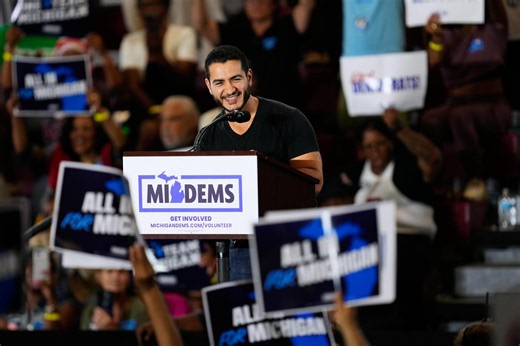 Democrats try to present a united front in Michigan after bitter primary
