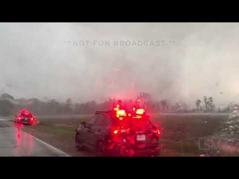 04-17-2026 Rockton, IL - Close Range Damaging Tornado - House Hit - Trees Snap -Supercell Structure