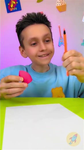 Writing Made Fun: A Handy Trick! 🎨✍️